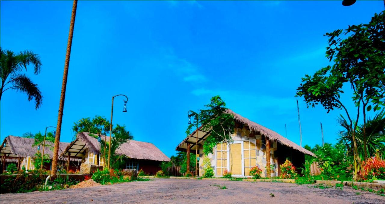 Coco Village Hotel Chilaw Bangadeniya エクステリア 写真