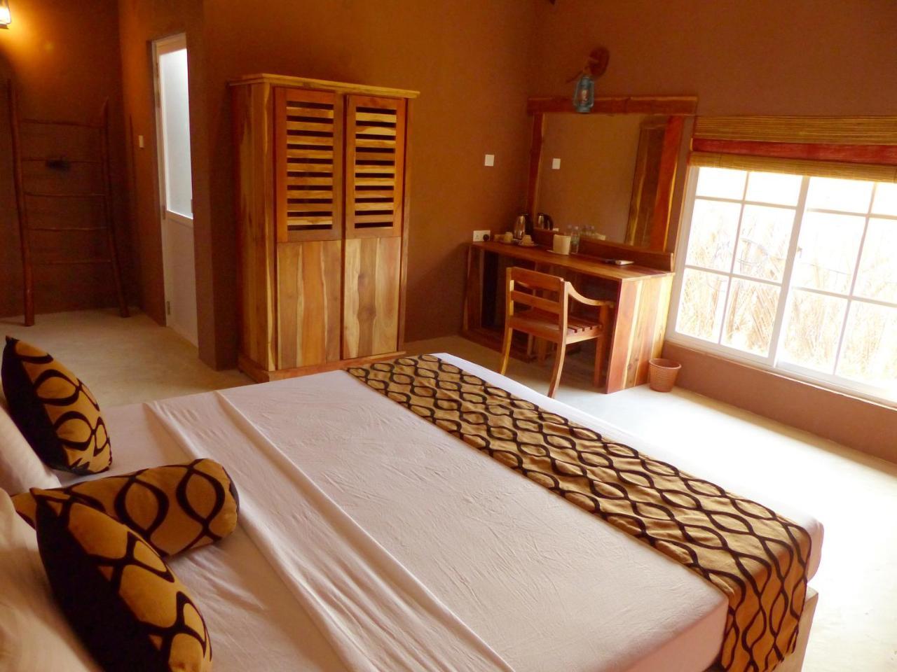 Coco Village Hotel Chilaw Bangadeniya エクステリア 写真